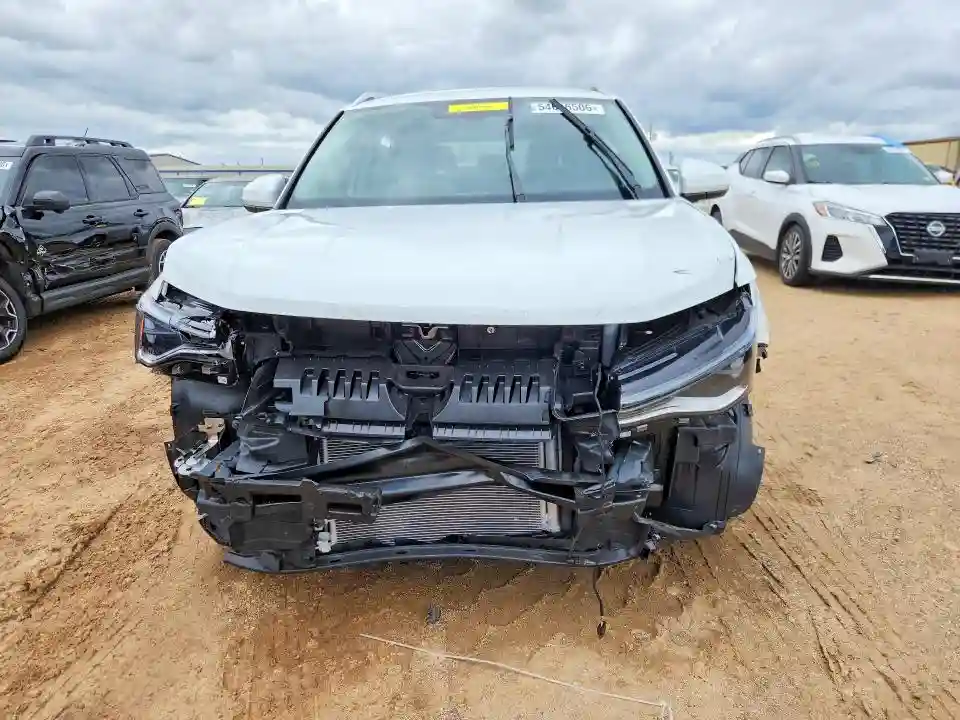 3VVSC7B23SM053106 2025 VOLKSWAGEN ALL OTHER-4