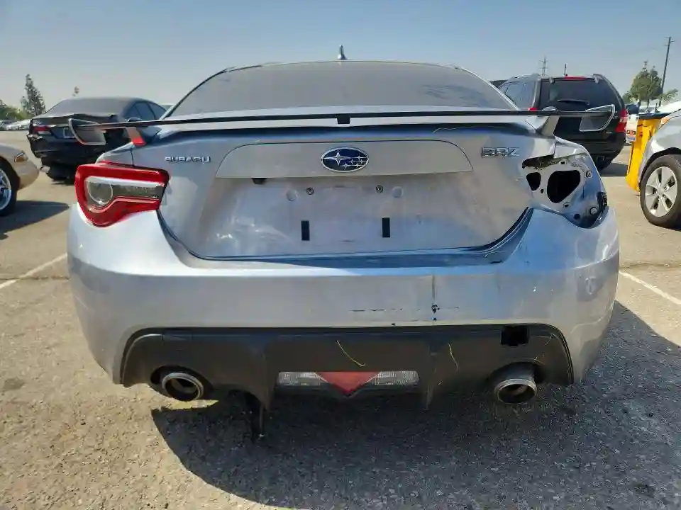 JF1ZCAC1XJ9601525 2018 SUBARU BRZ-5