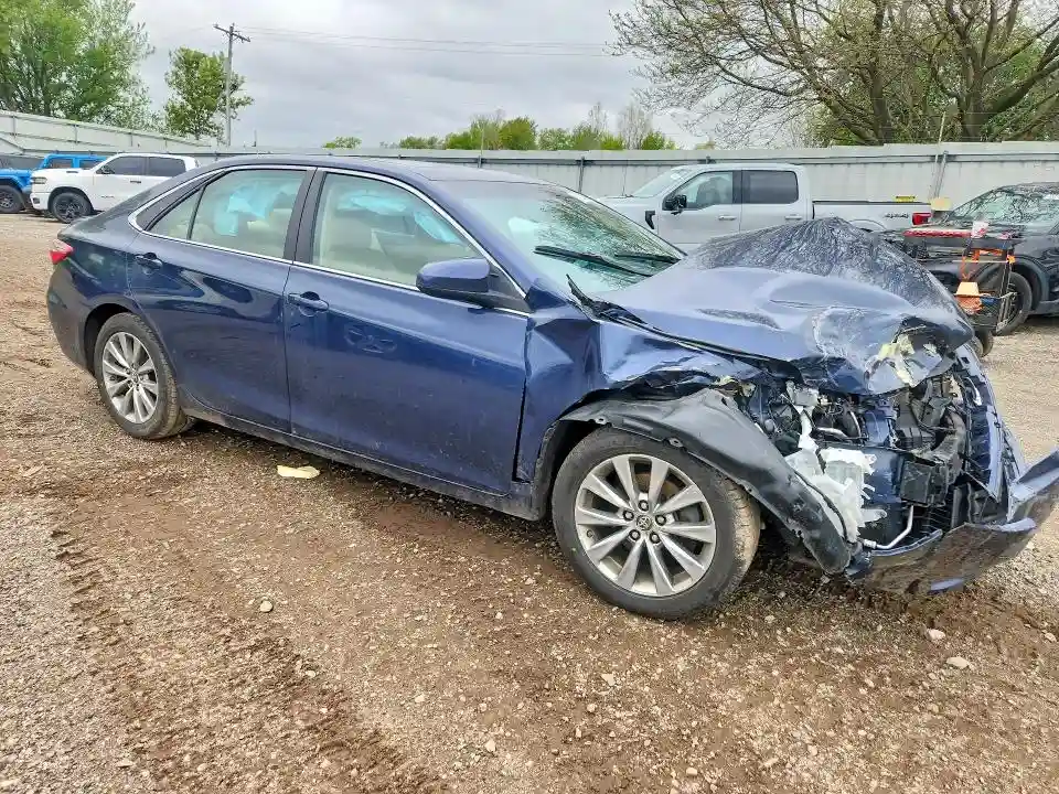 4T1BK1FK2FU564943 2015 TOYOTA CAMRY-3
