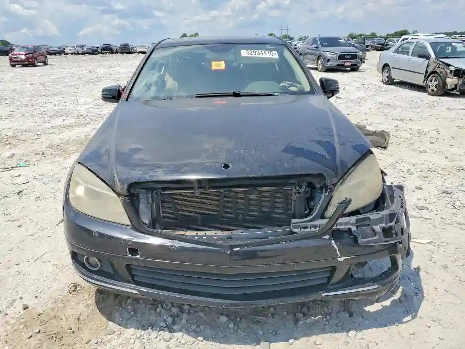 WDDGF5EBXAA404641 2010 MERCEDES-BENZ C-CLASS-4