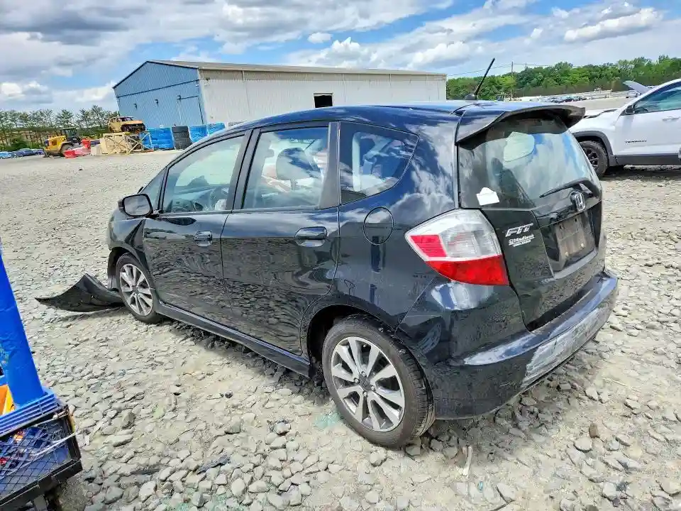 JHMGE8H5XDC067805 2013 HONDA FIT-1