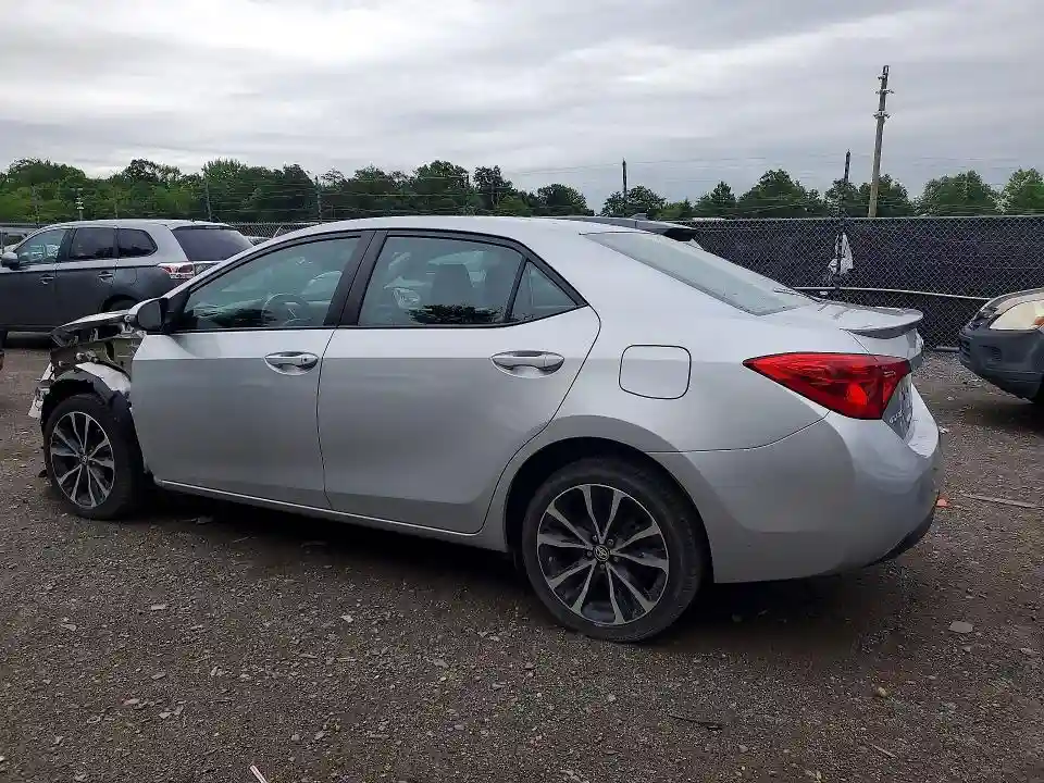 5YFBURHE6JP779333 2018 TOYOTA COROLLA-1