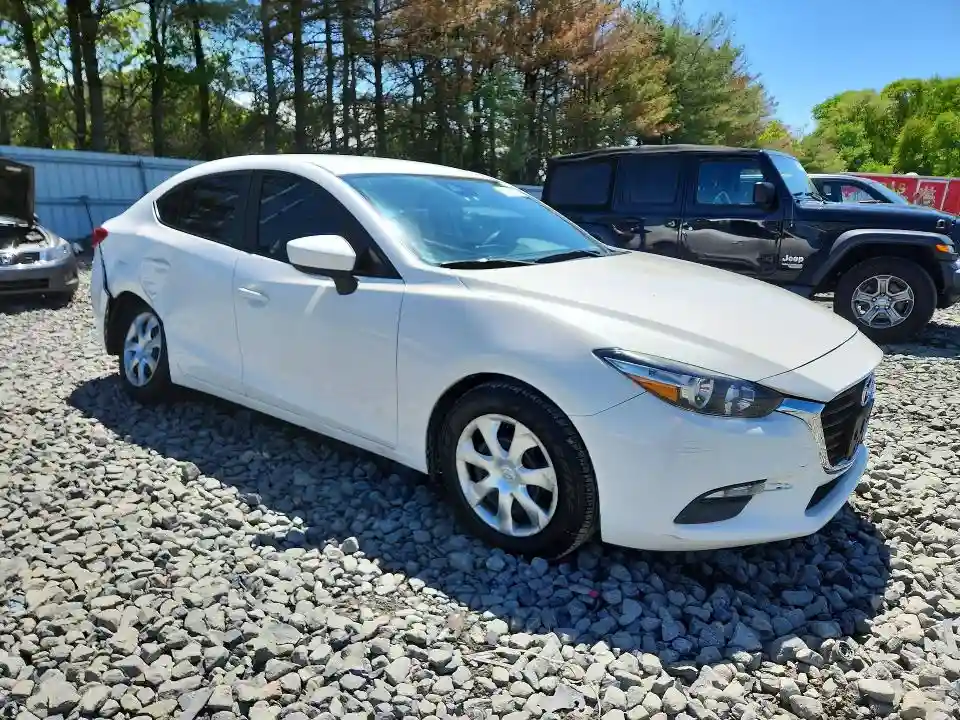 3MZBN1U77JM174019 2018 MAZDA 3-3