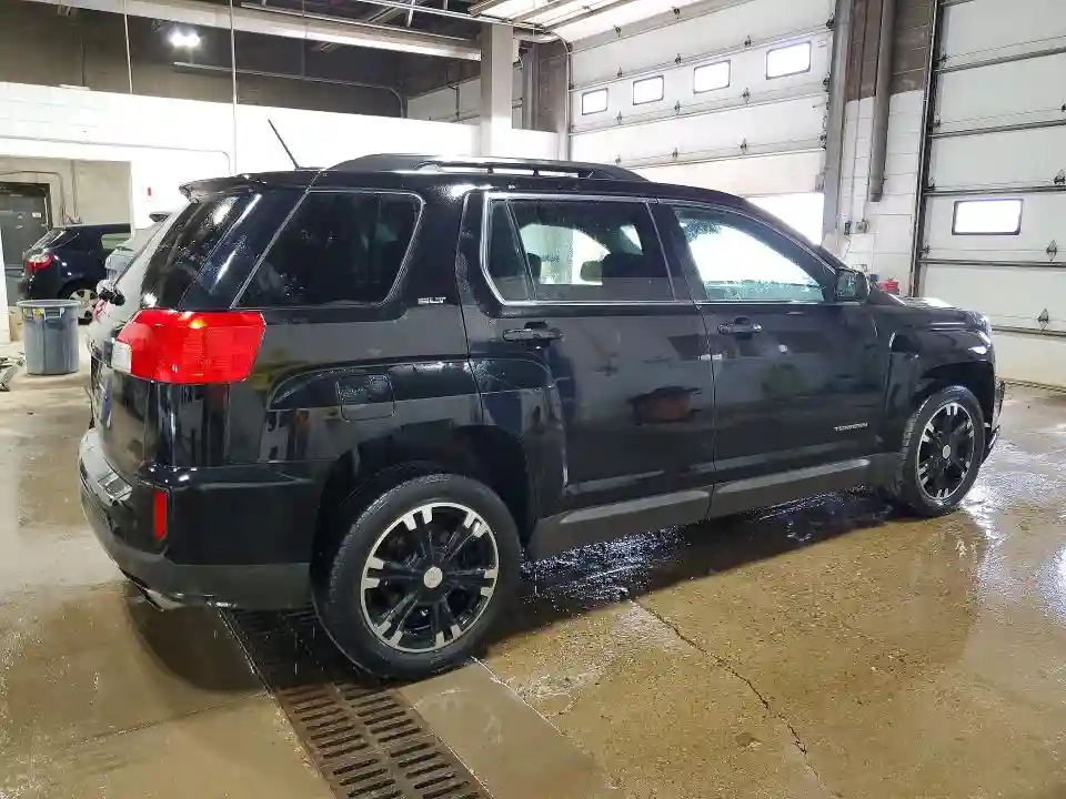 2GKFLPE36H6273772 2017 GMC TERRAIN-2