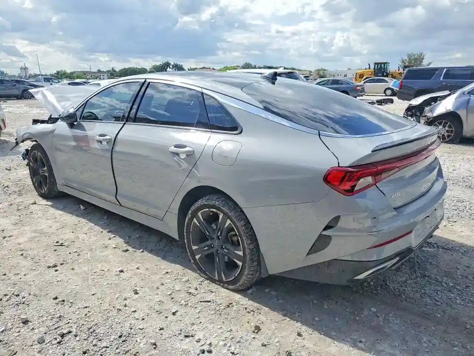 5XXG64J29PG228303 2023 KIA K5-1