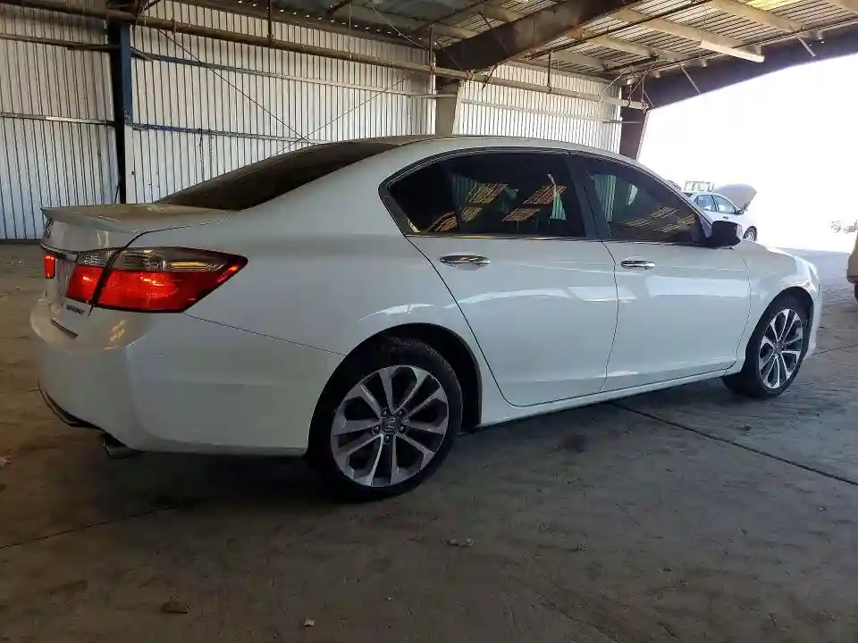 1HGCR2F59DA214181 2013 HONDA ACCORD-2