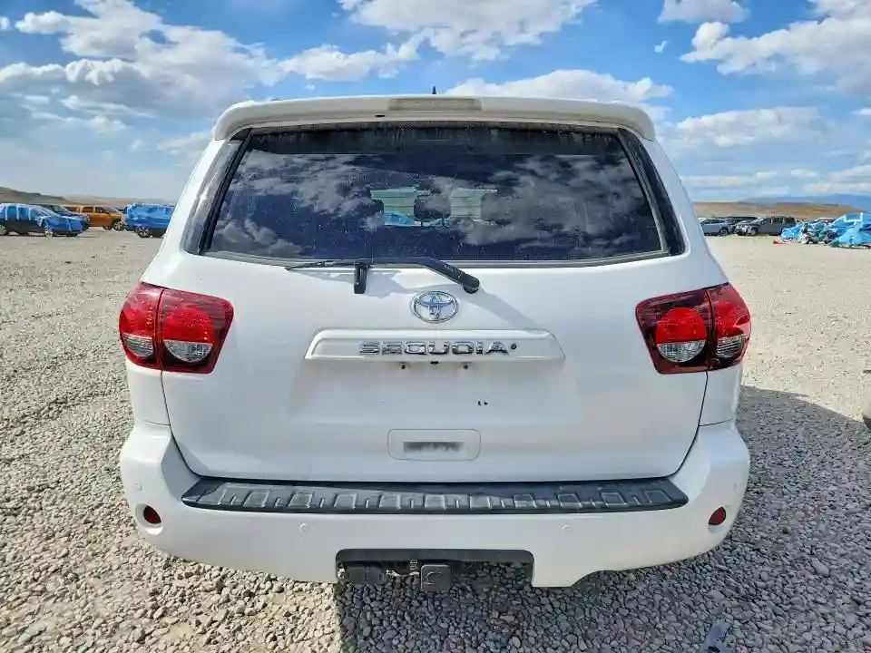 5TDBY5G13JS162135 2018 TOYOTA SEQUOIA-5
