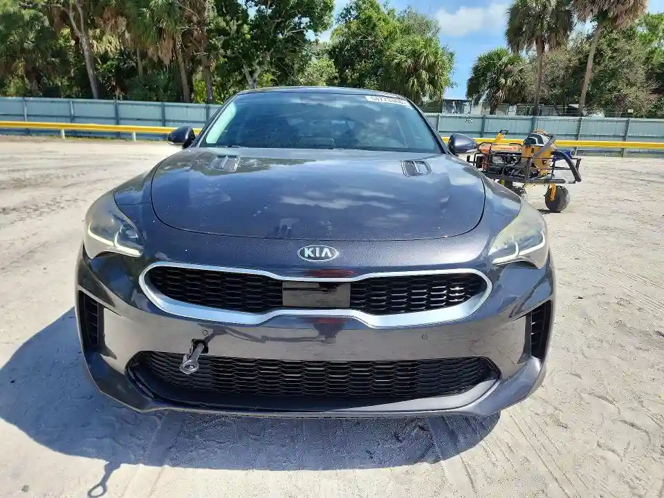 KNAE25LA9K6059384 2019 KIA STINGER-4