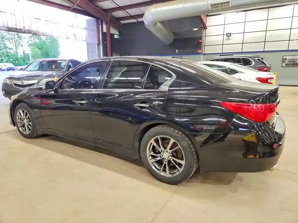 JN1EV7AR9HM841383 2017 INFINITI Q50-1