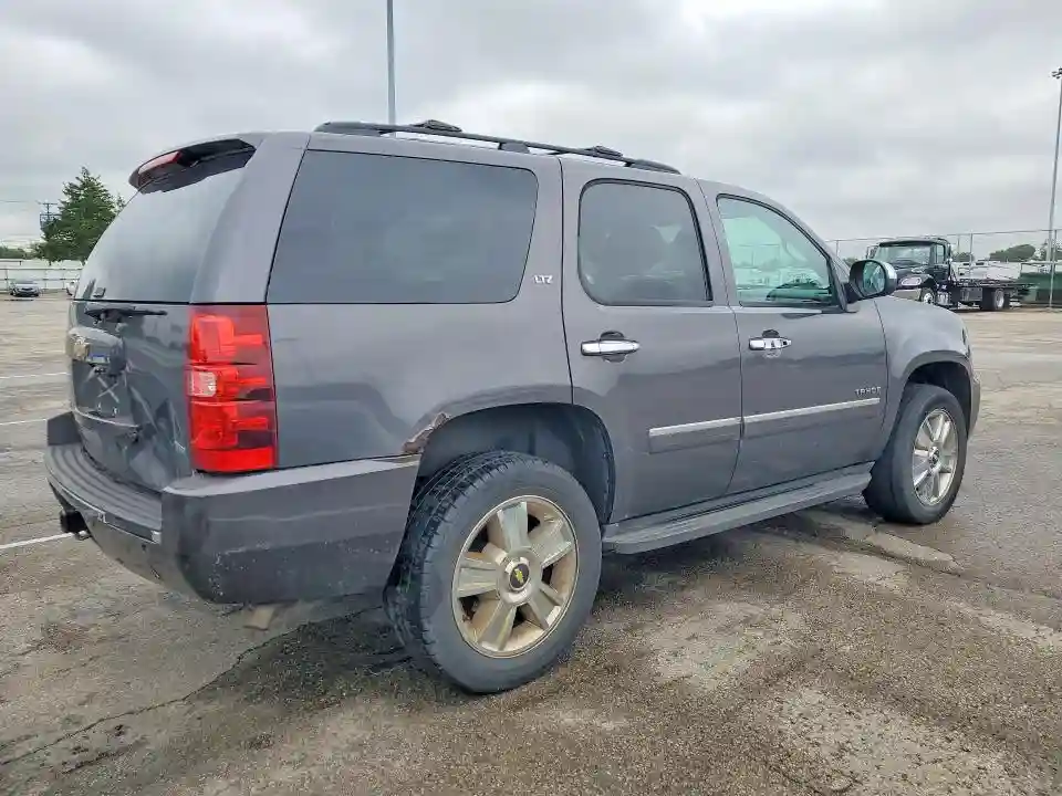 1GNUKCE09AR290135 2010 CHEVROLET TAHOE-2