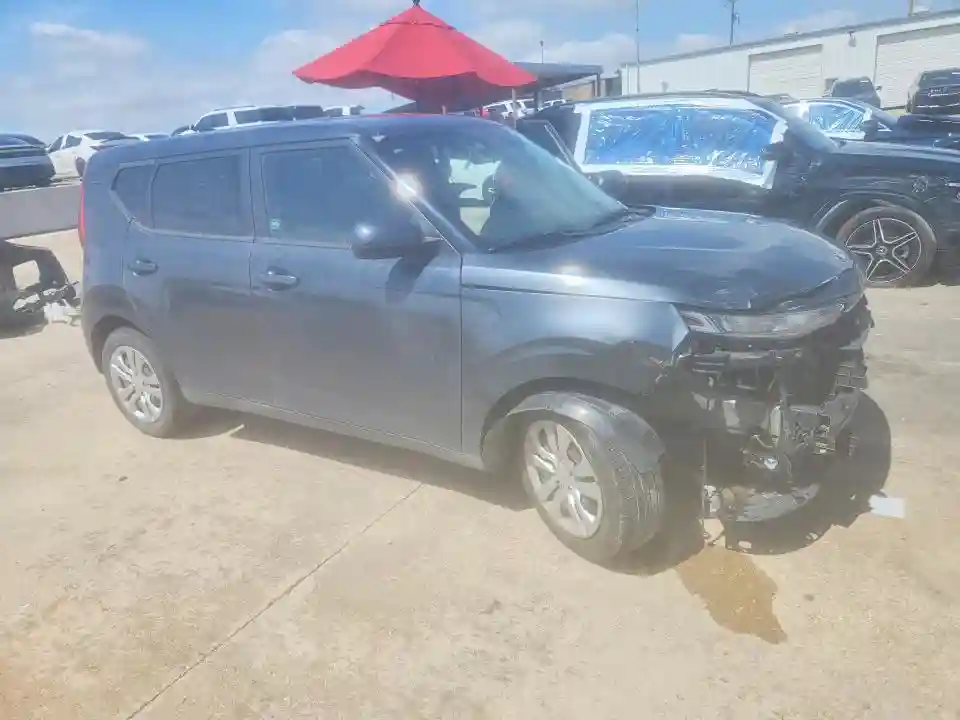 KNDJ23AU5L7101256 2020 KIA SOUL-3