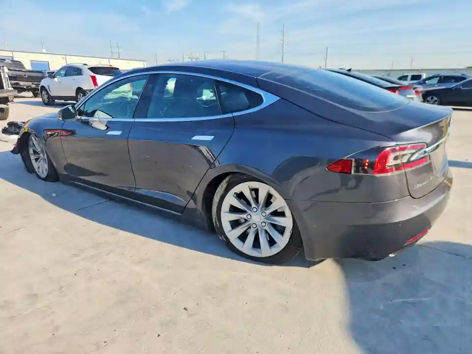 5YJSA1E2XHF183779 2017 TESLA MODEL S-1