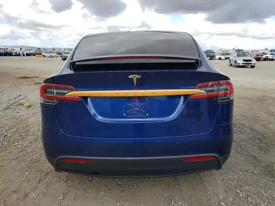 5YJXCBE47HF052865 2017 TESLA MODEL X-5