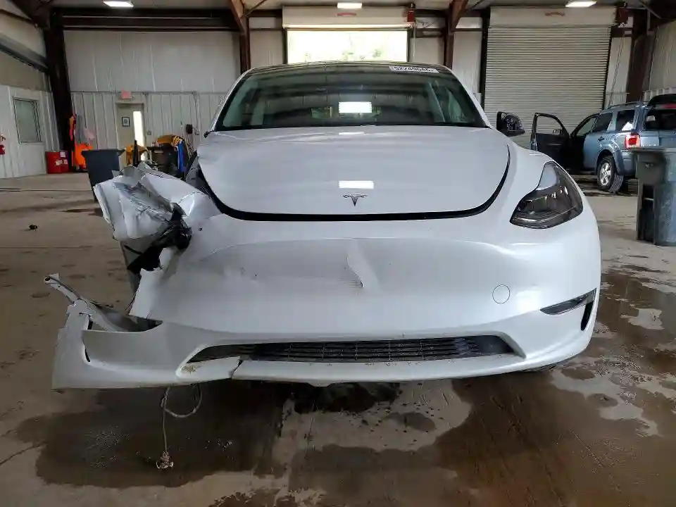7SAYGDEE7PF896256 2023 TESLA MODEL Y-4