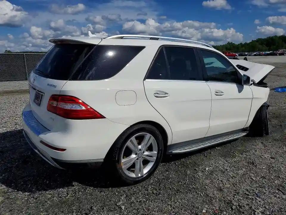 4JGDA0EB3FA508406 2015 MERCEDES-BENZ M-CLASS-2