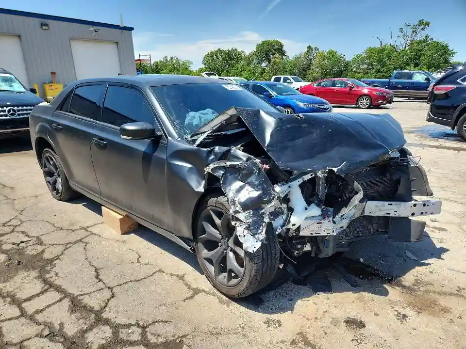 2C3CCABG1MH537079 2021 CHRYSLER 300-3