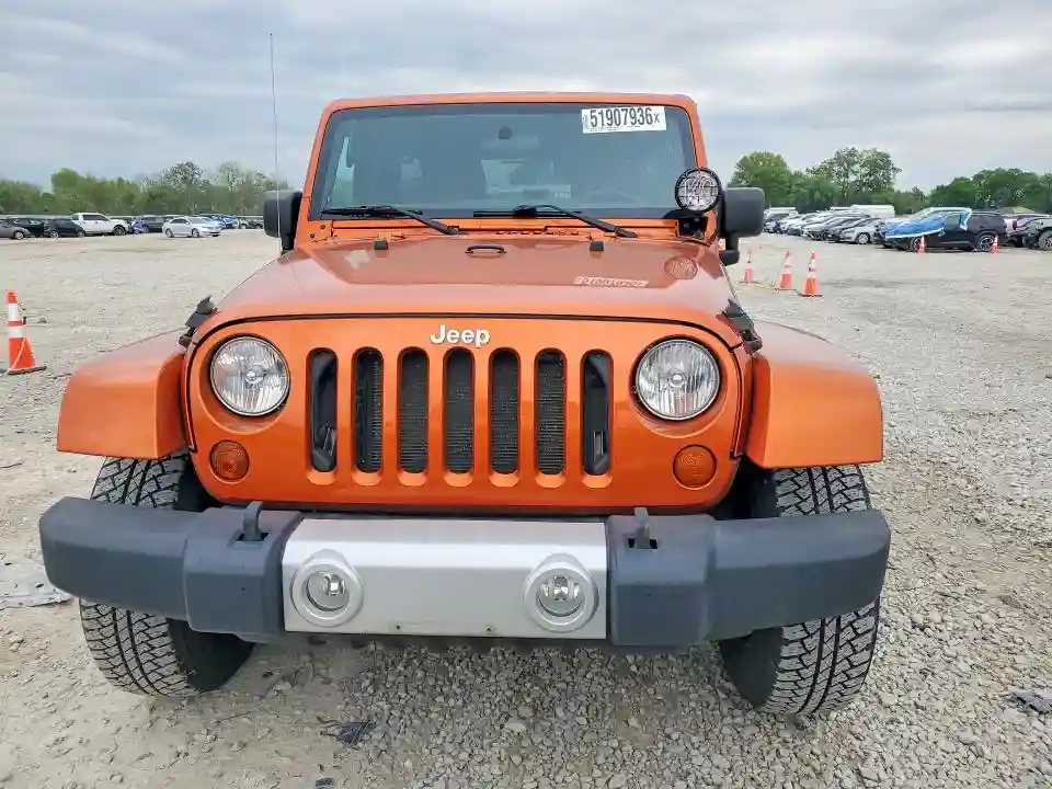 1J4HA5H11BL627103 2011 JEEP WRANGLER-4