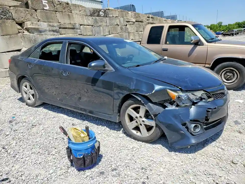 4T1BF1FK6CU605610 2012 TOYOTA CAMRY SE-3