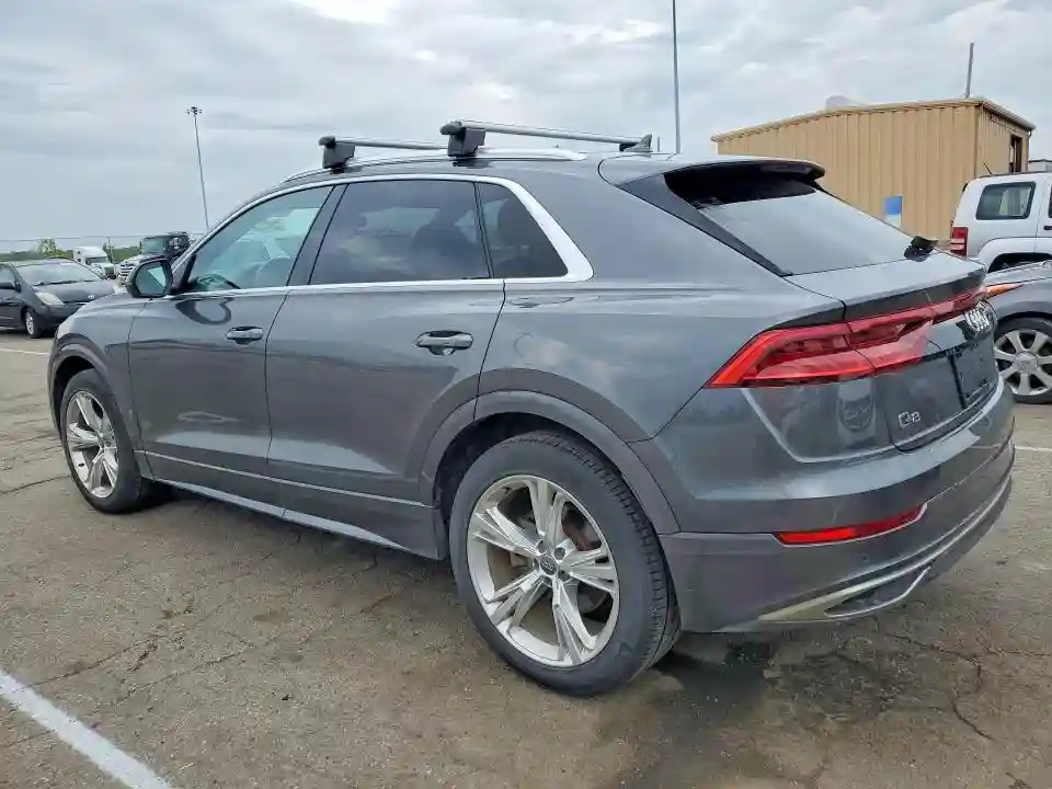 WA1AVAF17KD038696 2019 AUDI Q8-1