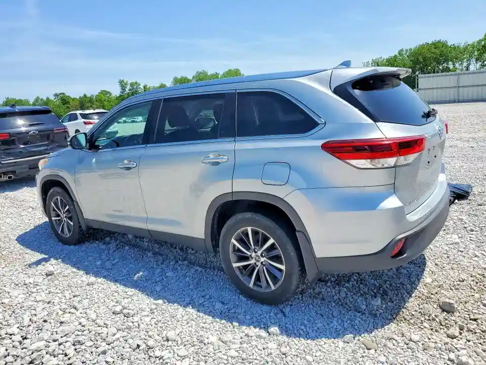 5TDJZRFHXKS581566 2019 TOYOTA HIGHLANDER-1