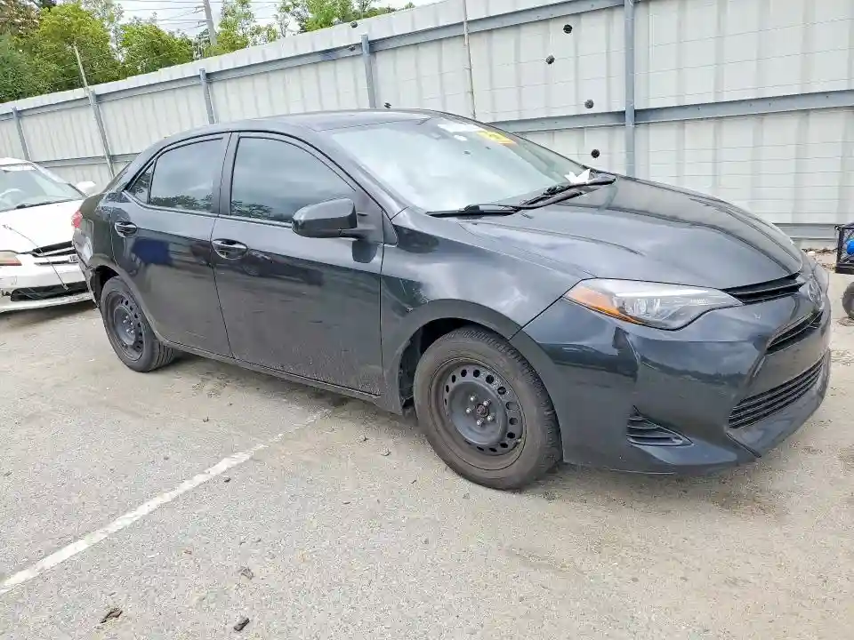 5YFBURHE4JP833809 2018 TOYOTA COROLLA-3