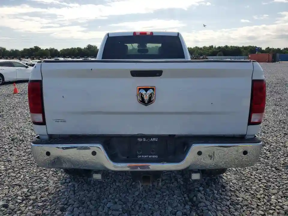 3C6UR5HJ0GG336844 2016 RAM 2500-5