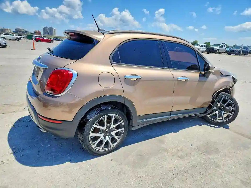 ZFBCFXCB3HP629792 2017 FIAT 500-2