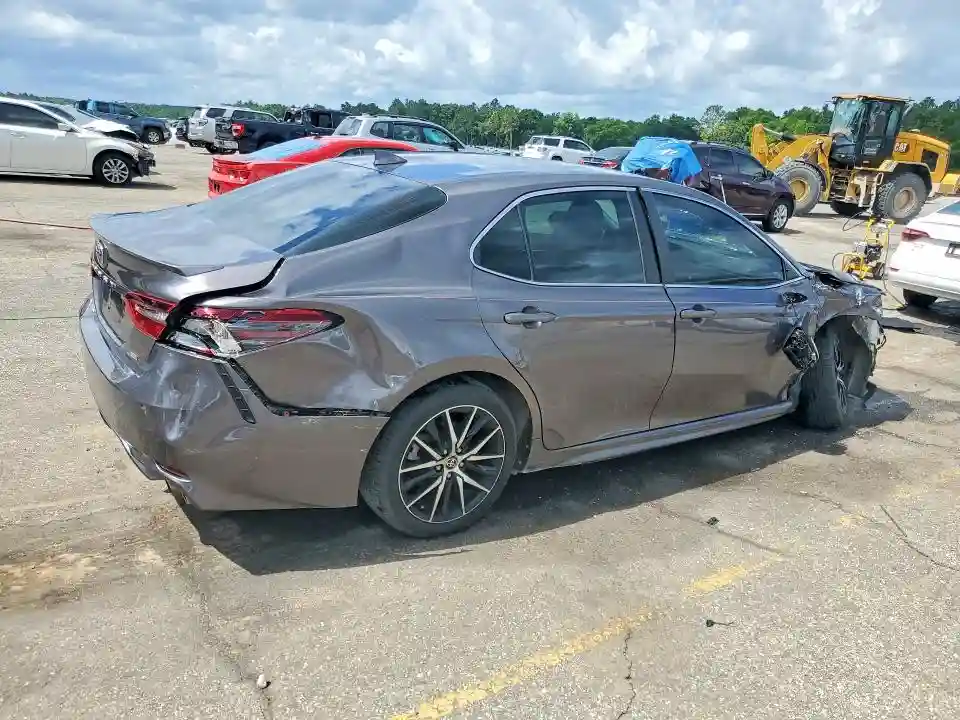 4T1G11AK1NU618490 2022 TOYOTA CAMRY-2