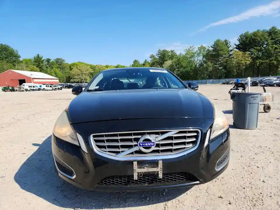 YV1622FS2C2126629 2012 VOLVO S60-4