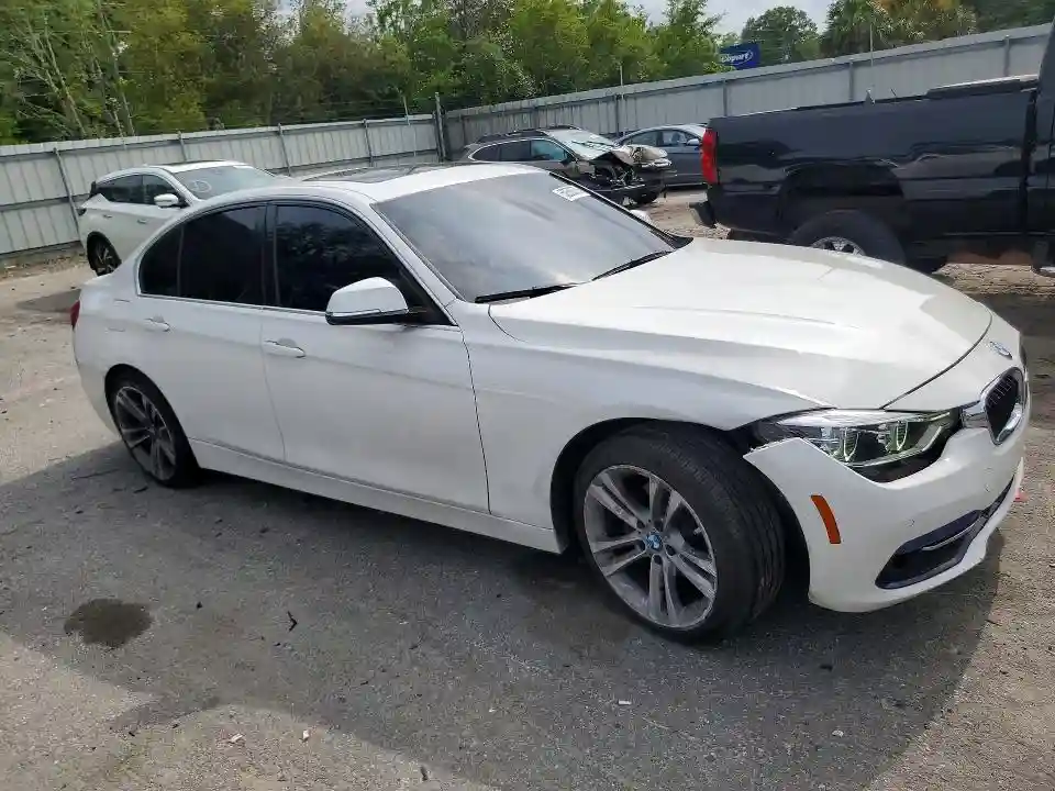 WBA8D9G34HNU63010 2017 BMW 3 SERIES-3
