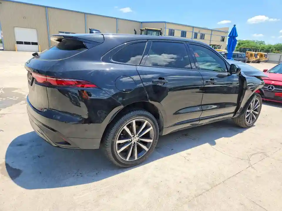 SADCT2EX4SA748399 2025 JAGUAR F-PACE-2