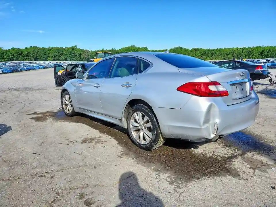 JN1BY1AR9BM375484 2011 INFINITI M37-1