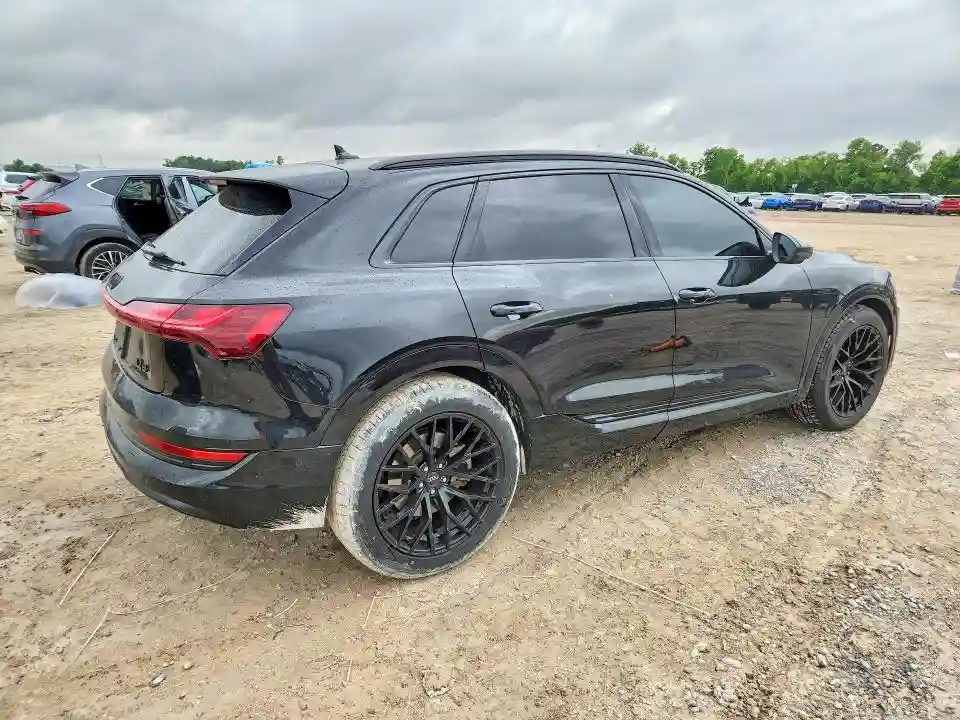 WA1VAAGE8KB009458 2019 AUDI E-TRON-2