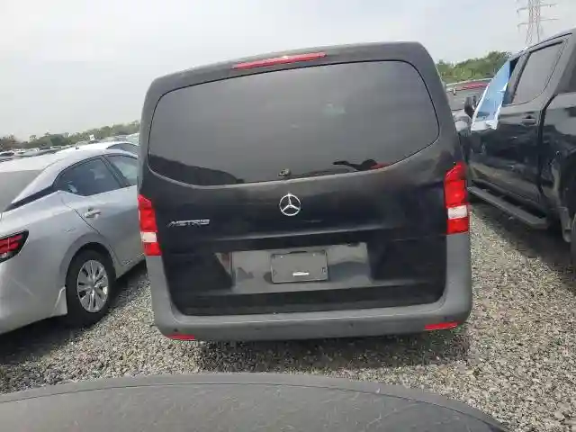 W1WV0FEY5M3842817 2021 MERCEDES-BENZ METRIS-5