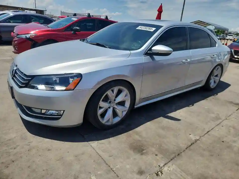 1VWCN7A33DC002794 2013 VOLKSWAGEN PASSAT-0