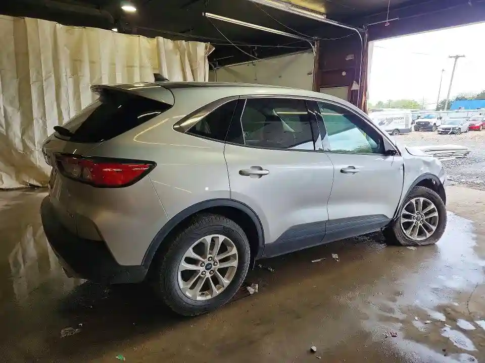 1FMCU9G68LUB25188 2020 FORD ESCAPE-2