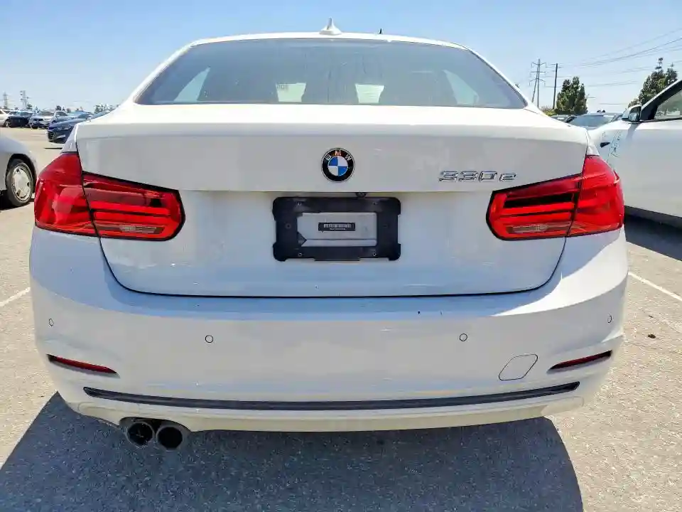 WBA8E1C59HK895308 2017 BMW 3 SERIES-5