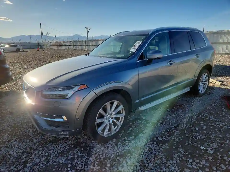 YV4A22PL7G1006549 2016 VOLVO XC90-0
