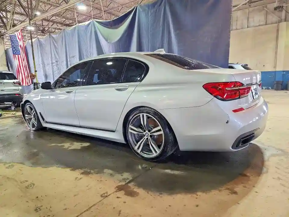 WBA7E2C56KB217513 2019 BMW 7 SERIES-1