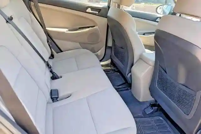 KM8J23A4XKU899202 2019 HYUNDAI TUCSON-5