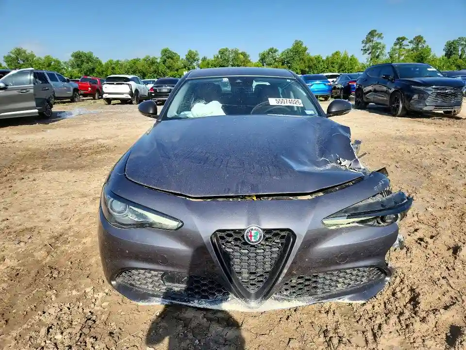 ZARFAMAN0L7632149 2020 ALFA ROMEO GIULIA-4