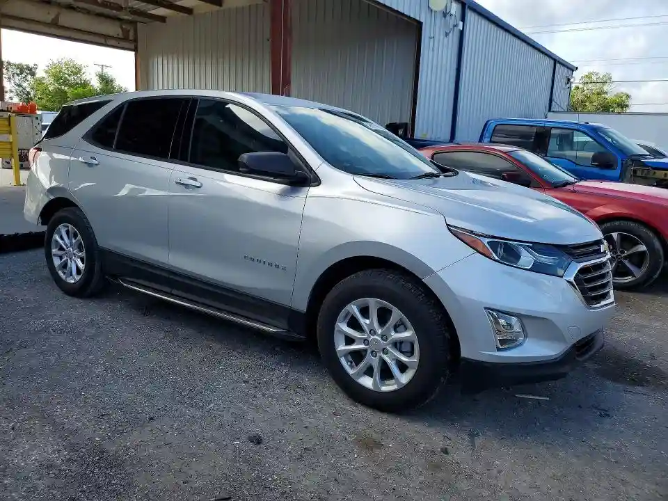2GNAXHEVXK6189504 2019 CHEVROLET EQUINOX-3