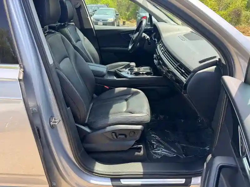 WA1LAAF78HD004851 2017 AUDI Q7-4