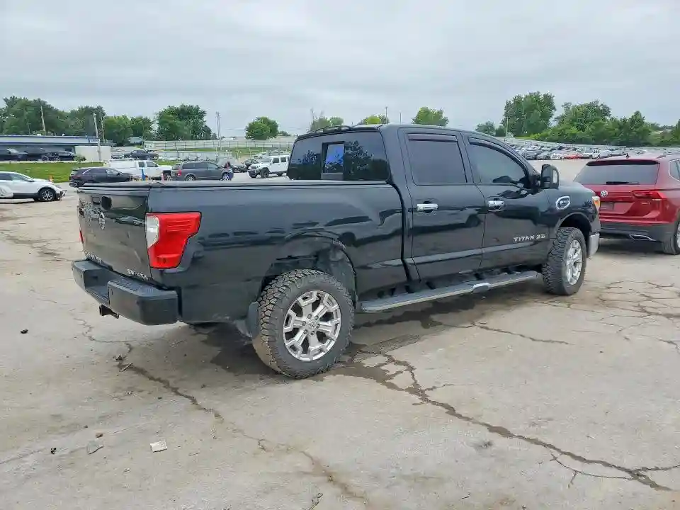 1N6BA1F47HN521802 2017 NISSAN TITAN-2