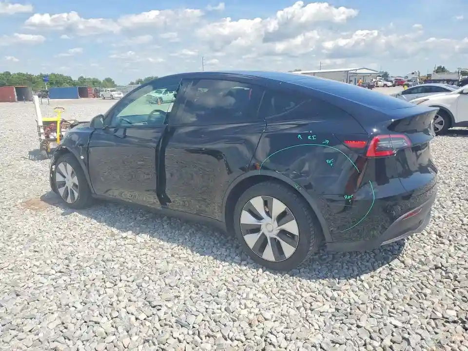 7SAYGAEE3PF770202 2023 TESLA MODEL Y-1
