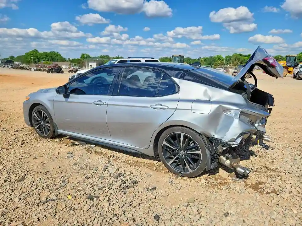 4T1K61AK3LU301173 2020 TOYOTA CAMRY-1