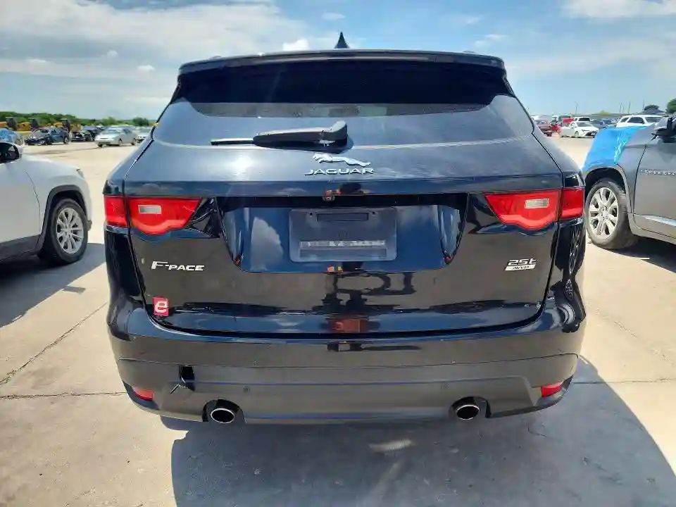 SADCJ2FX7JA321723 2018 JAGUAR F-PACE-5