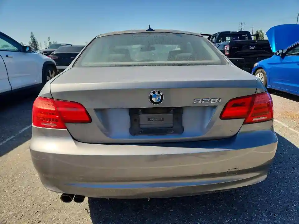 WBAKE5C50CJ106121 2012 BMW 3 SERIES-5
