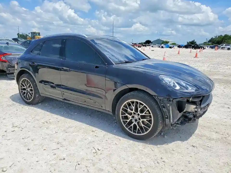 WP1AB2A53HLB12885 2017 PORSCHE MACAN-3