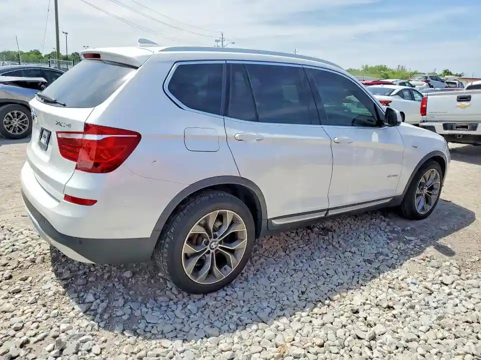 5UXWY3C54G0N87565 2016 BMW X3-2